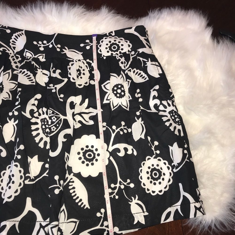 LOFT Skirt - see measurements- petite - Picture 5 of 5
